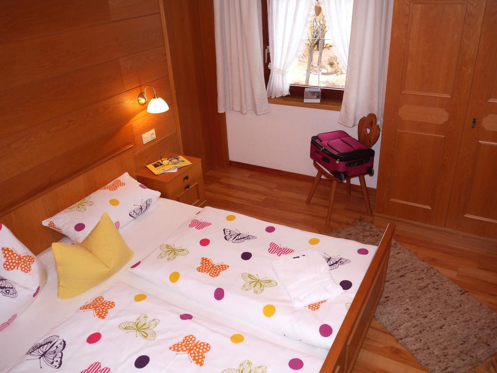Apartamento Haus Hoher Sattel Leutasch Habitación foto